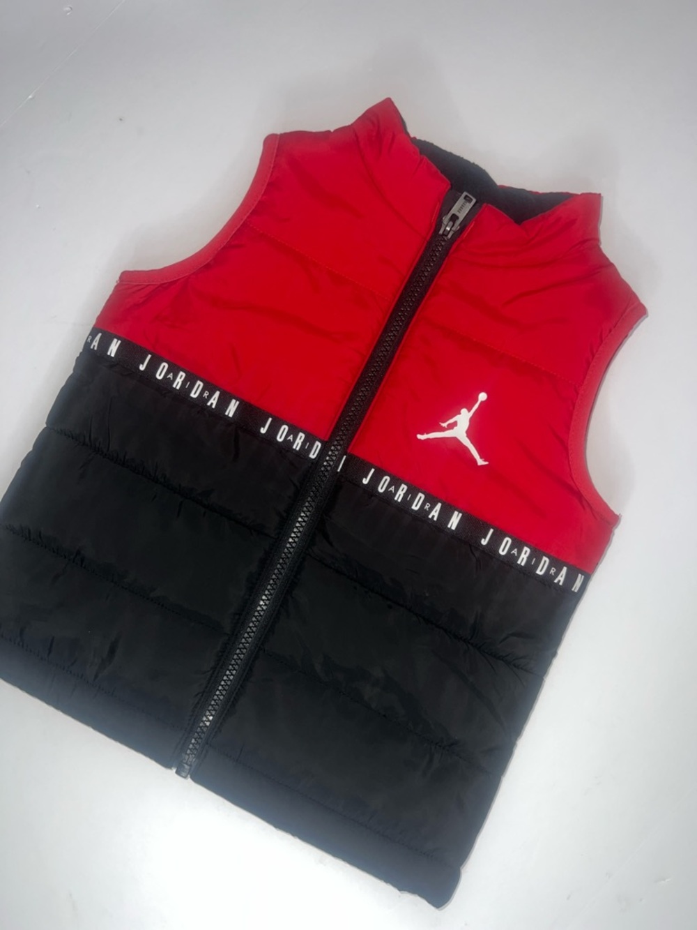 3T Jordan Red and Black Youth Puffer Vest with Jumpman Logo